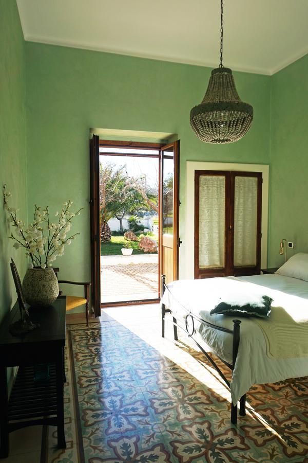 Masseria Cesarina B&B Castellana Grotte Bagian luar foto
