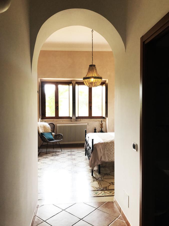 Masseria Cesarina B&B Castellana Grotte Bagian luar foto